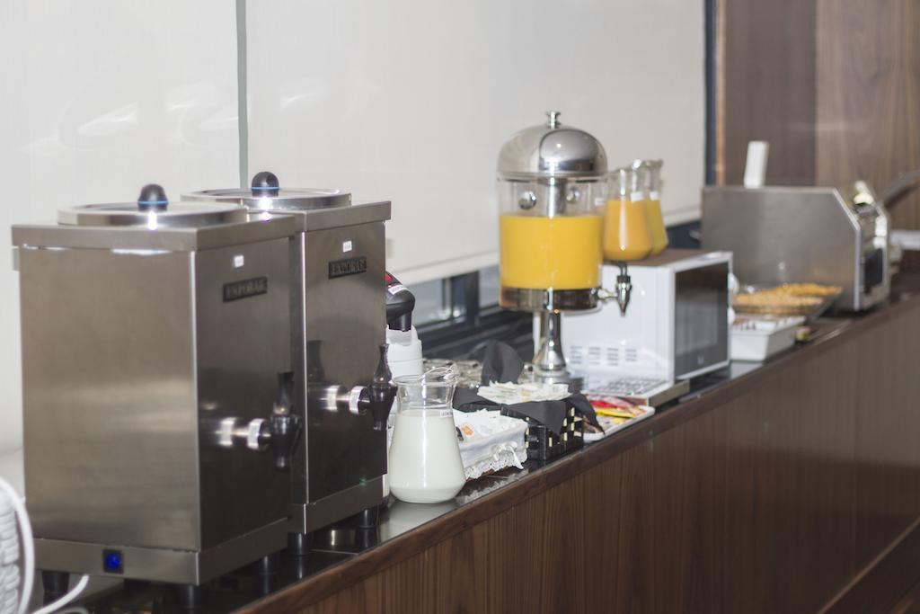פוארטויאנו Hotel Santa Eulalia מראה חיצוני תמונה
